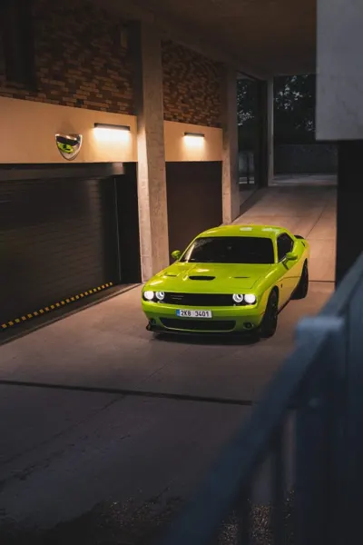 Dodge challenger // www.greyrental.cz