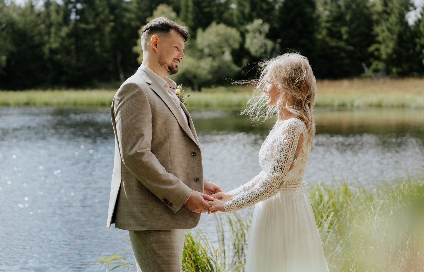 Wedding look, jezero